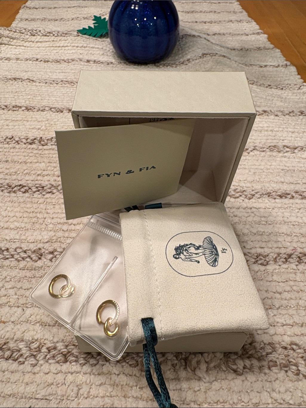 Fyn & Fia Petite Gold Double Hoop Earrings